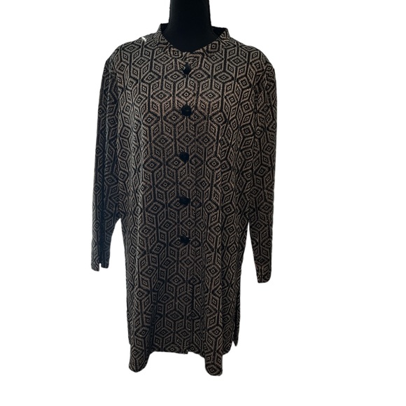 Dress over coat. Draper’s & Damon’s. - Picture 3 of 7